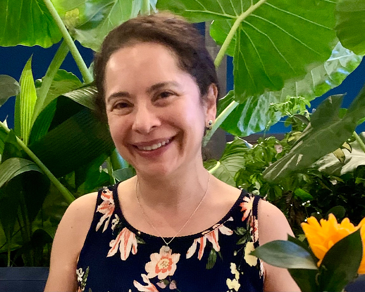 María Sáenz, PCC María Sáenz, PCC, ICF Foundation Ambassador